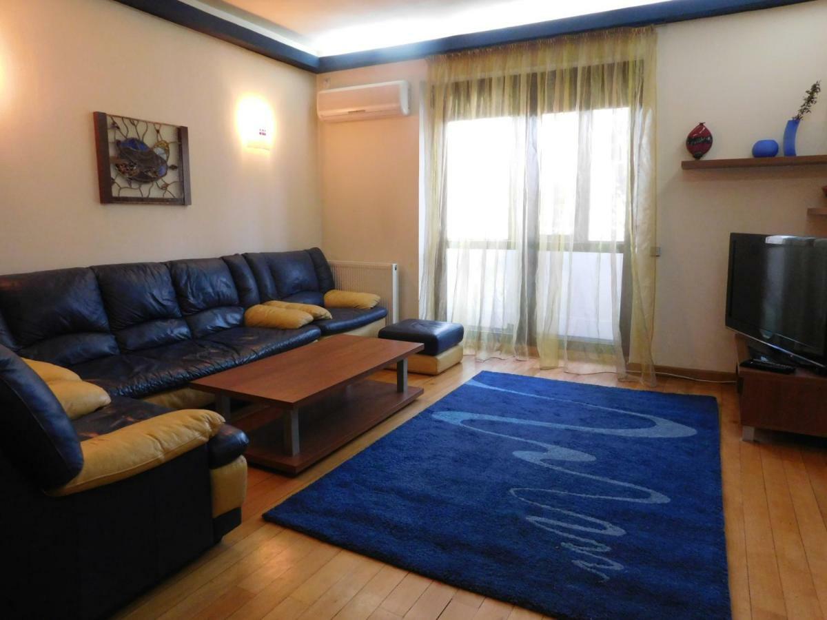 Nicole'S Apartment ブカレスト エクステリア 写真
