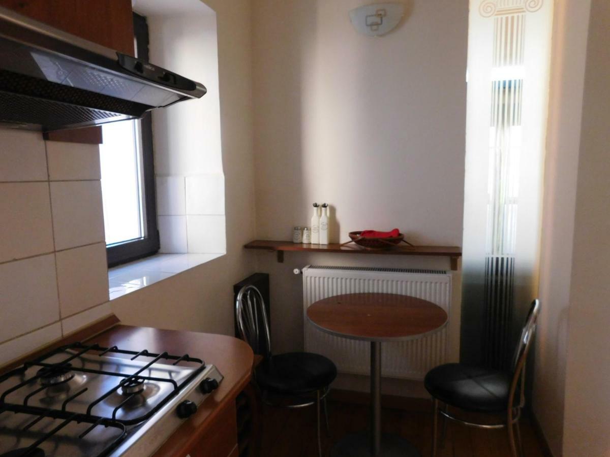 Nicole'S Apartment ブカレスト エクステリア 写真