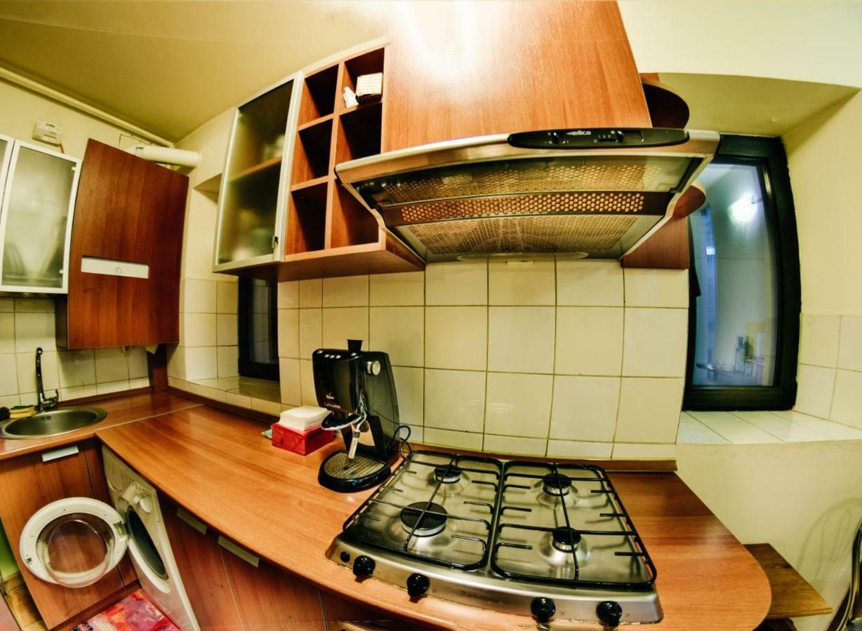 Nicole'S Apartment ブカレスト エクステリア 写真