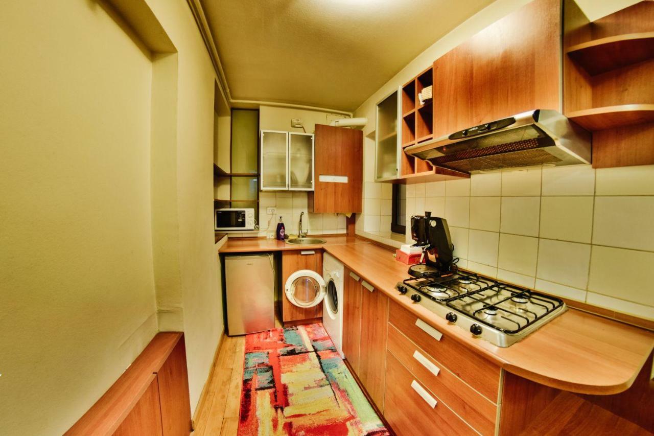 Nicole'S Apartment ブカレスト エクステリア 写真