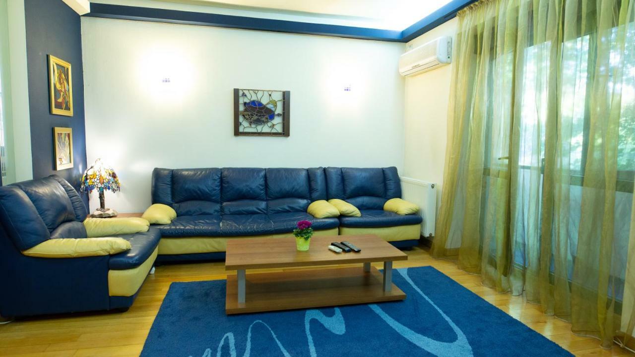 Nicole'S Apartment ブカレスト エクステリア 写真