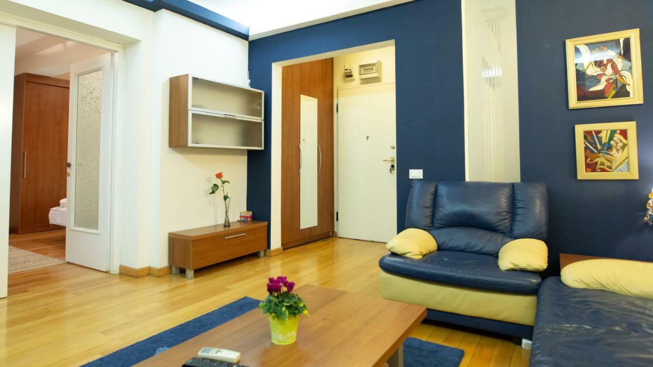 Nicole'S Apartment ブカレスト エクステリア 写真